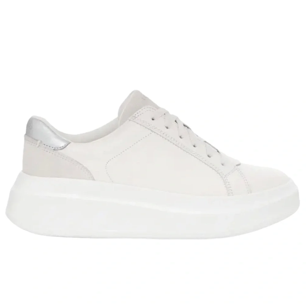 NWOB UGG Scape Platform White Leather and Suede Sneaker - Sz 9.5